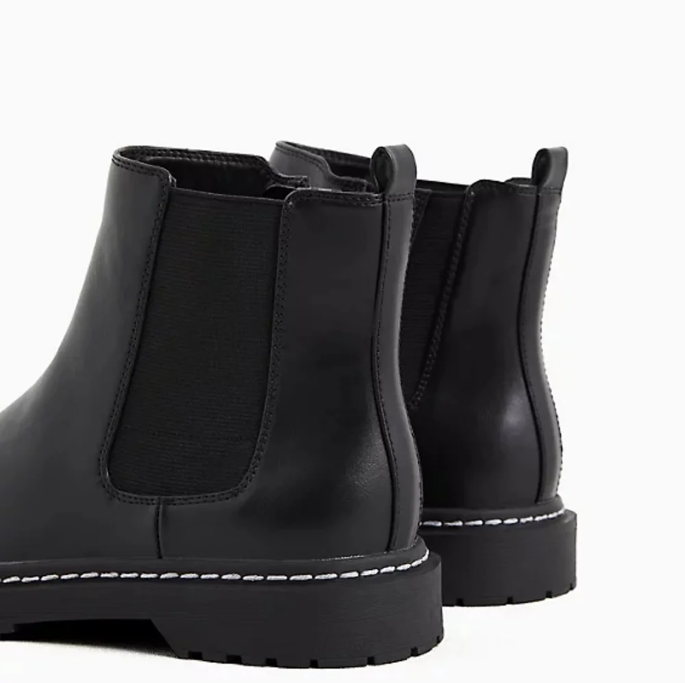 Torrid || 7.5 WW Black Faux Leather Chelsea Lug Sole Bootie - Picture 2 of 11